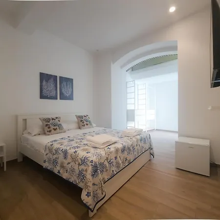 Apartment Giu Marina